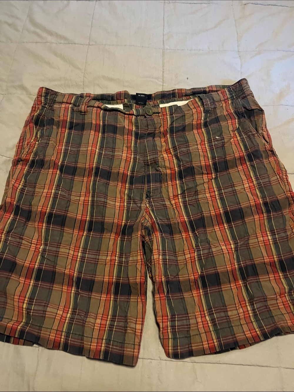 Izod Men's Plaid Shorts in Olive and Redn